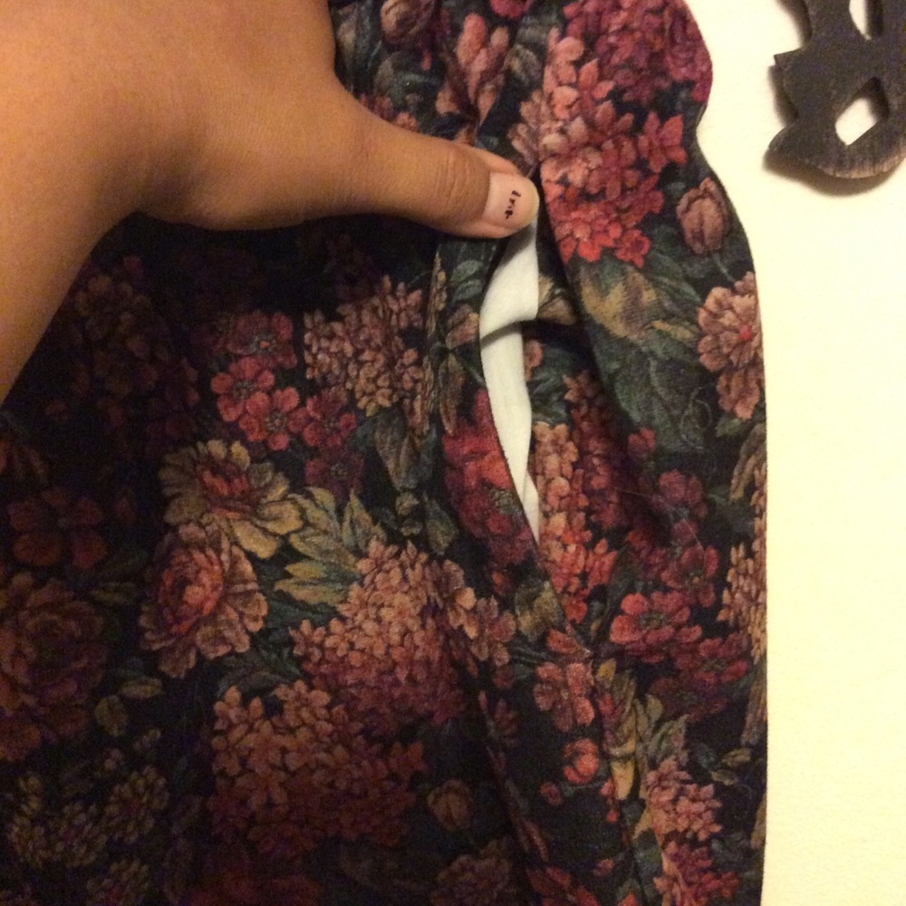 Sold - Picture 3 of 4